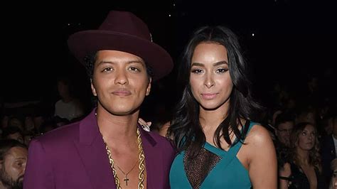 Bruno Mars' relationship with Jessica Caban 'on rocks' .